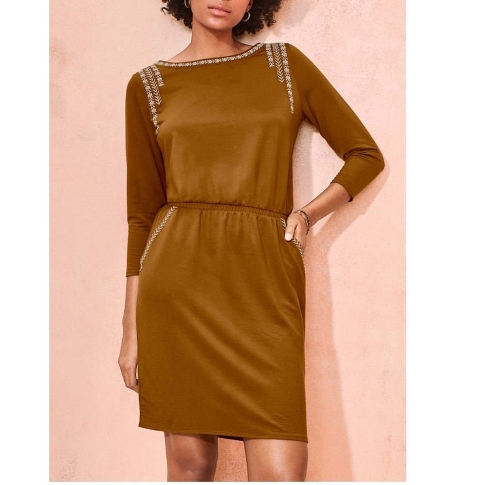 Garnet Hill Embroidered Pocket Knit Dress